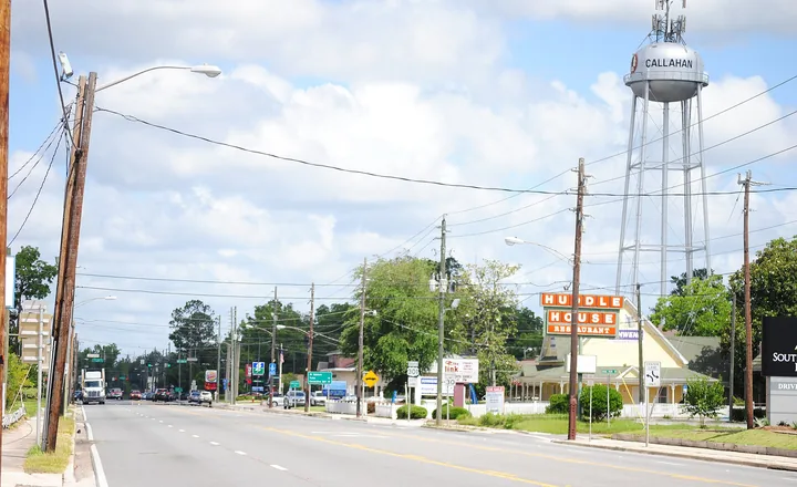 US 1 through downtown Callahan, Florida, below the Callahan water tower